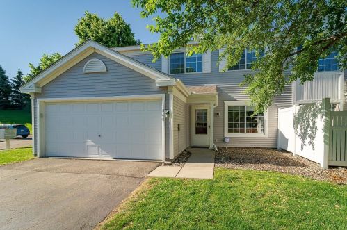 1860 Casey Trl, Saint Paul, MN 55122-2461