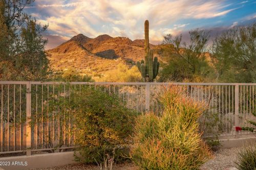 6164 Amber Sun Dr, Scottsdale AZ 85266-7035 exterior