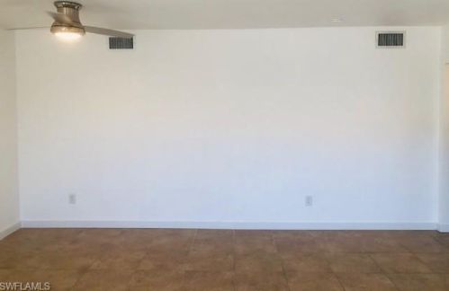 160 Trinidad St, Naples FL  34113-8647 exterior