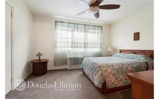 104 Monitor St, Brooklyn, NY 11222-4751