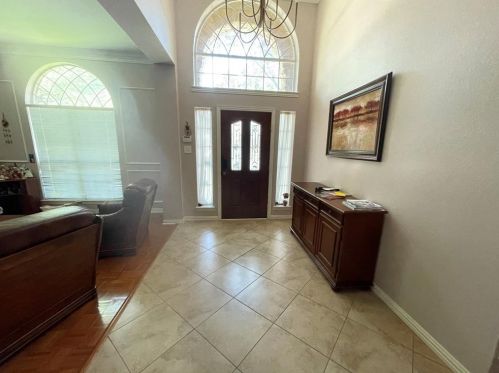 6821 Patrick Ln, Plano TX  75024-6347 exterior