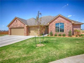 9005 84th St, Yukon, OK 73099-8678