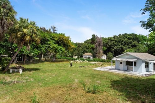 11324 Palm Tree Ln, West Palm Beach, FL 33410-3444