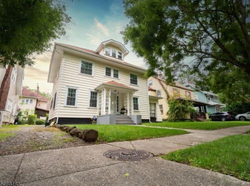 48 Morse Ave, East Orange, NJ 07017-2132