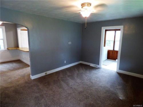 206 Algiers Dr, Sandston, VA 23150-1603