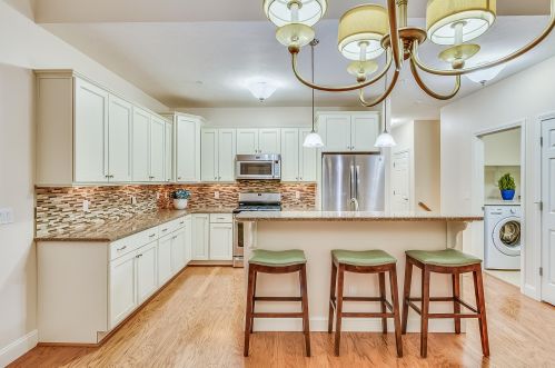 70 Greyhawk Dr, Mashpee MA 02649-4420 exterior