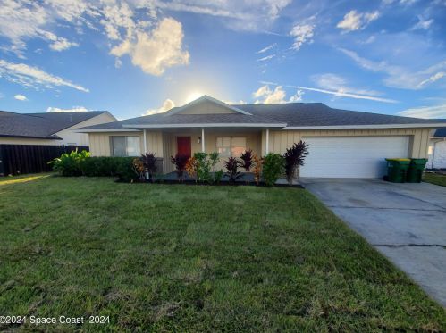 2145 Capeview St, Merritt Island, FL 32952-5502