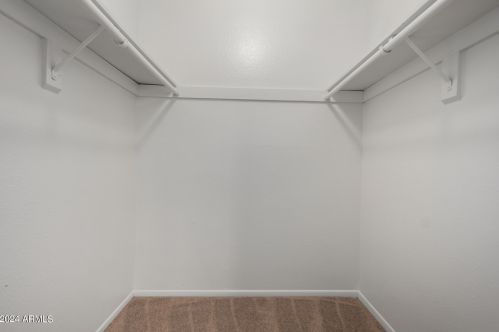 5947 Golden Ln, Glendale AZ  85302-4441 exterior