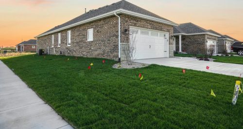 8324 107 Pl, Dyer IN  46373-8657 exterior