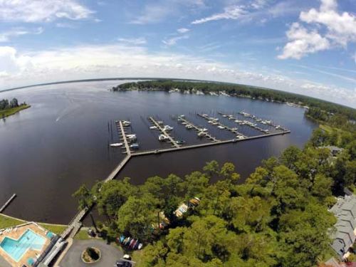 142 Paddle Wheel Cir, Washington, NC 27889-9772