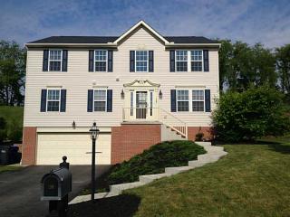 139 Brighton Ln, Seven Fields, PA 16046-2239