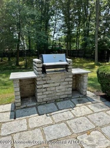 805 Holly Berry Ln, Bricktown NJ  08724-5127 exterior