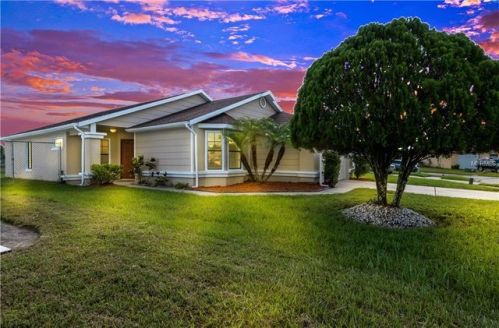1027 Apopka Woods Ln, Orlando, FL 32824-6609