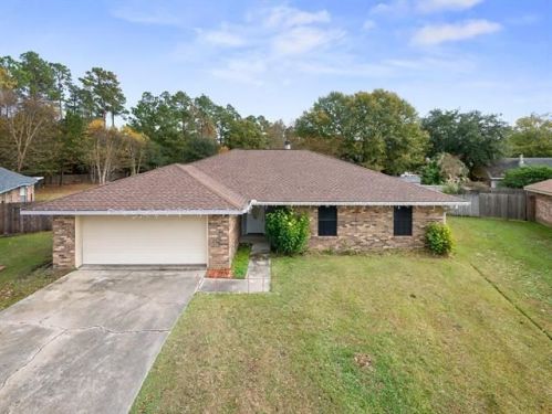 816 Lake Borgne Ct, Slidell, LA 70461-3804
