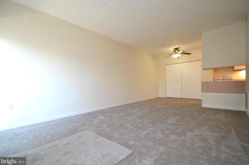 905 Cherrington Dr, Harrisburg PA  17110-9493 exterior