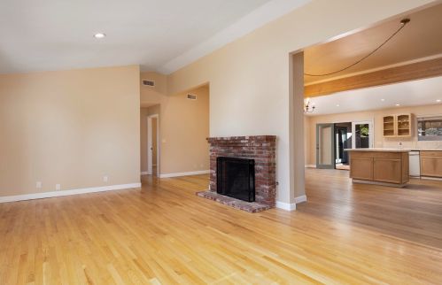 3054 Lucinda Ln, Santa Barbara CA  93105-2002 exterior