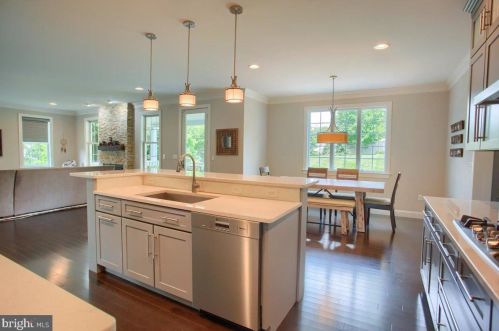 504 Sophia Cir, Hummelstown PA  17036-7089 exterior