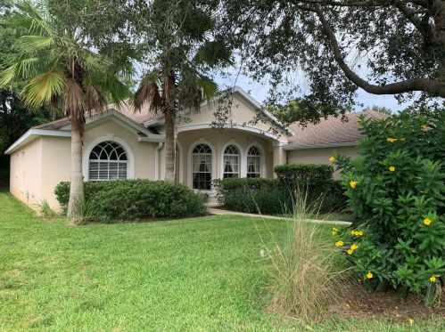 332 Sabal Springs Ct, De Bary, FL 32713-4800