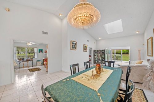 7617 Is Breeze Ter, Boynton Beach FL  33437-5403 exterior