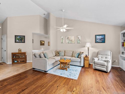 4644 Espana St, Denver CO 80015-3708 exterior