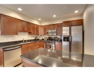 7364 Landau Dr, Minneapolis, MN 55438-2308