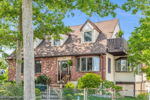 267 Summit Ave, Island Heights, NJ 08732-7887