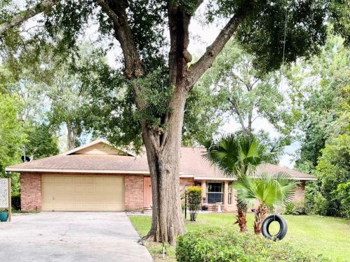 1420 Summit Hill Dr, Deltona, FL 32725-1744