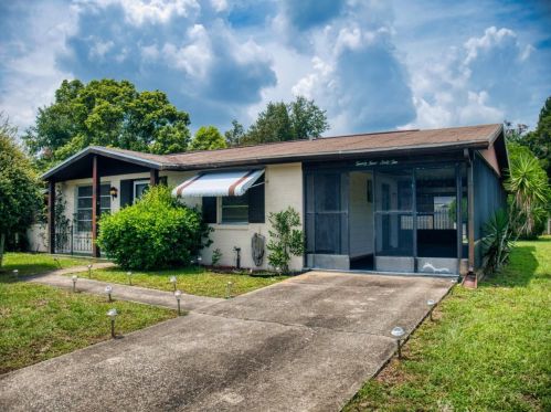 2462 Kimberly Dr, Deltona, FL 32738-2413