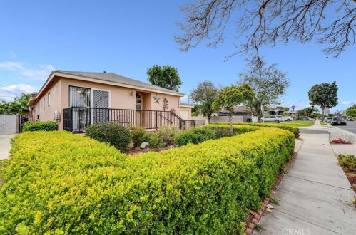 1706 Hardwick St, Long Beach, CA 90807-1132