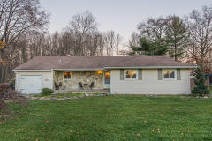 40 Glenroy Rd, Fairfield, NJ 07004-1544