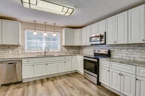 181 Sweetwater Crk Dr, North Augusta SC  29860-9664 exterior
