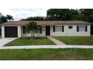 9503 18th Ter, Miami, FL 33165-7621