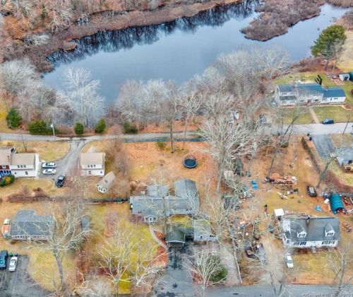 21 Moore Ave, Lyme CT  06371-1216 exterior