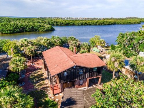 3031 Manatee Ave, Ruskin, FL 33570-2809