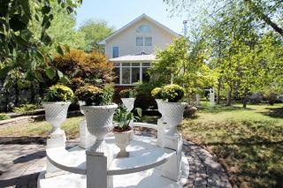 74 Coopers Ln, Westwood NJ  07675-6608 exterior
