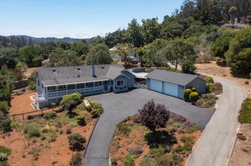 511 Carpenteria Rd, Aromas, CA 95004-9714