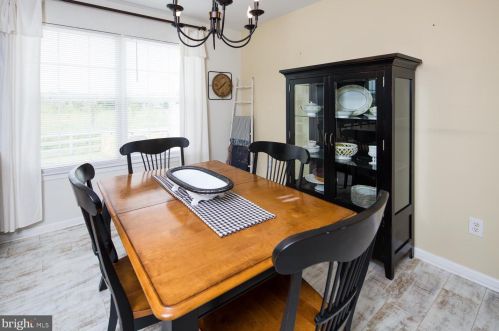 28 Dornoch Way, Blackbird DE  19734-2863 exterior