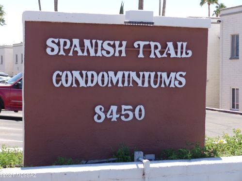 8450 Old Spanish Trl, Tucson AZ 85710-4302 exterior