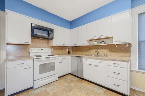 45 Lagrange Ave, Poughkeepsie NY  12603-2420 exterior