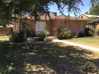 1641 Elm St, Bakersfield, CA 93301-3215