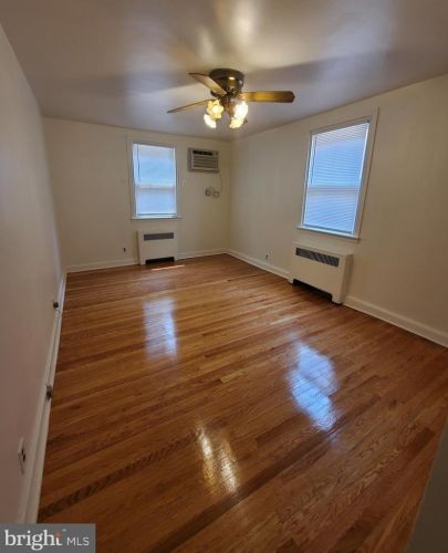 6910 Ardleigh St, Philadelphia PA  19119-1314 exterior