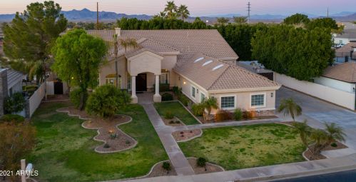 2114 Norcroft St, Mesa, AZ 85213-1458