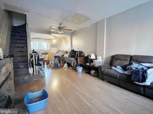 1114 Mercy St, Philadelphia, PA 19148-5520