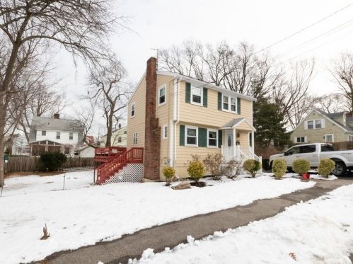 14 Sagamore Ave, Quincy, MA 02171-2524