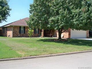 611 Hamilton Ave, Bartlesville, OK 74029-2846