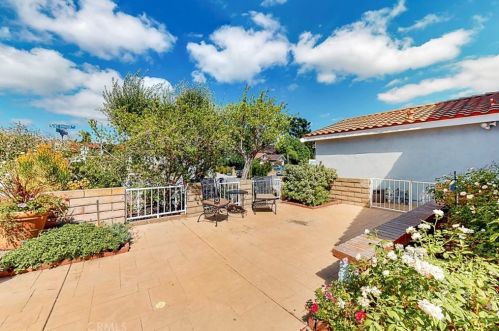 28608 Mount Shasta Dr, Palos Verdes Estates CA  90275-1926 exterior