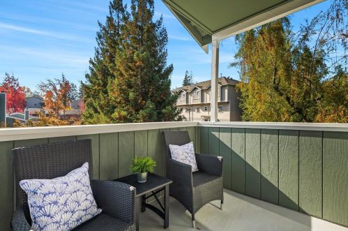 1068 Maywood Ln, Pacheco CA  94553-4176 exterior