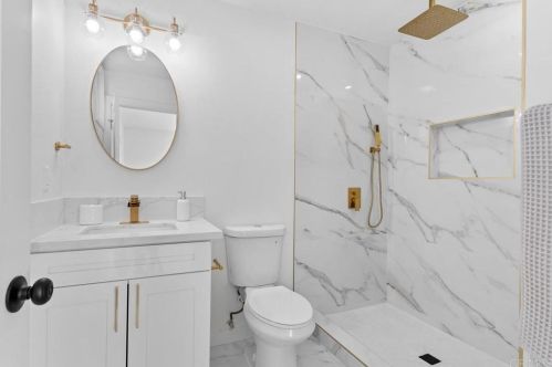 6841 Airoso Ave, San Diego CA  92120-5301 exterior