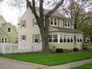 229 Kentucky Ave, Lorain, OH 44052-2248