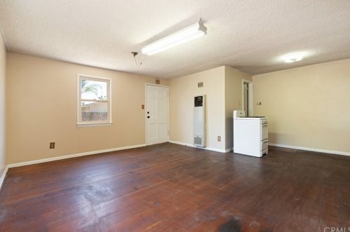 7862 Kingbee St, Downey CA  90242-3420 exterior